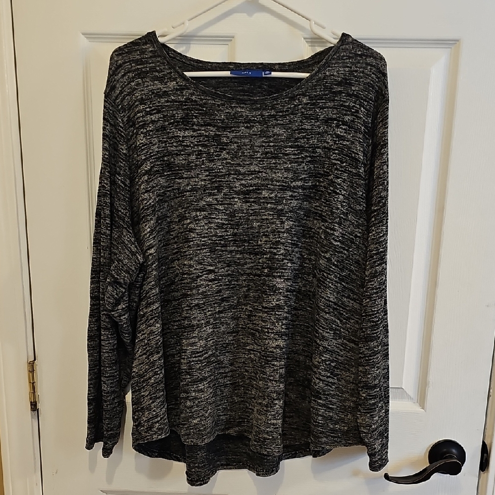 Apt. 9 Charcoal Gray Crew Neck Sweater